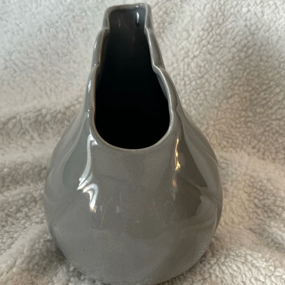 50%off w❤️ 80s Made in Taiwan  Small Art Deco Ceramic Vase Ridge Textured
